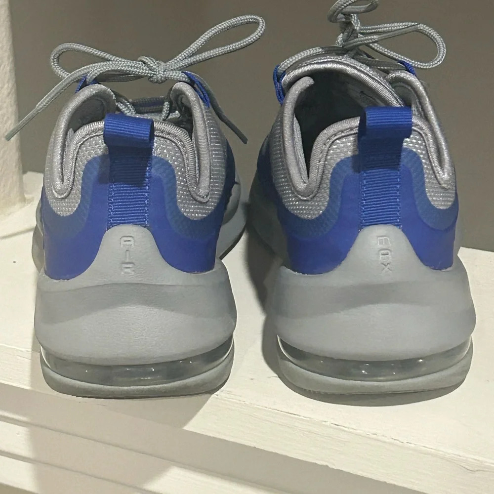 Nike Shoes Air Max Boys 4Y Youth Kids Blue Grey Axis GS Sneaker CZ9700001 Sports - Picture 7 of 9